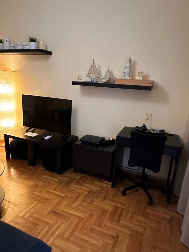 Renovated Cozy Apartment Near To Acropolis 아테네 외부 사진
